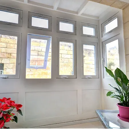 Daire Valletta Central Apartment Valletta